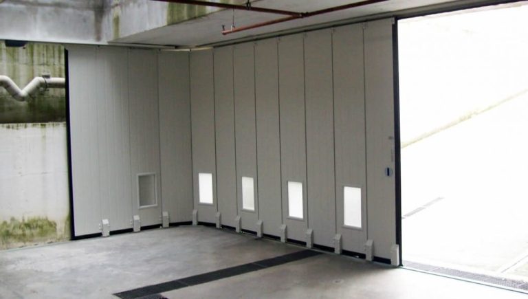 Armo Sideways sliding garage doors