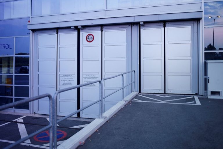 High-speed folding door EFA-SFT®