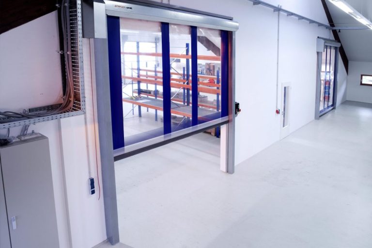High-speed roll-up door EFA-SRT® ECO.